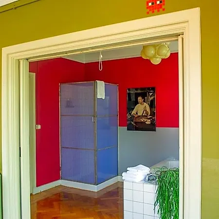 Hotel Cafe Modern *