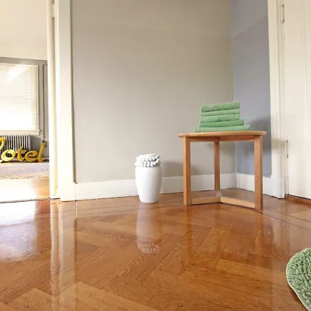 Cafe Modern Amszterdam